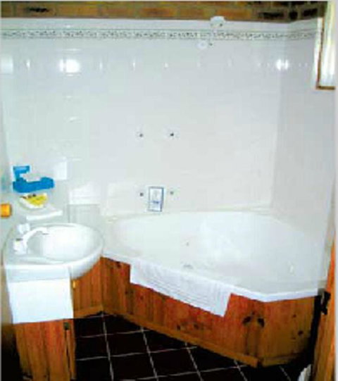 Aristocrat Waurnvale - Accommodation Sunshine Coast 2