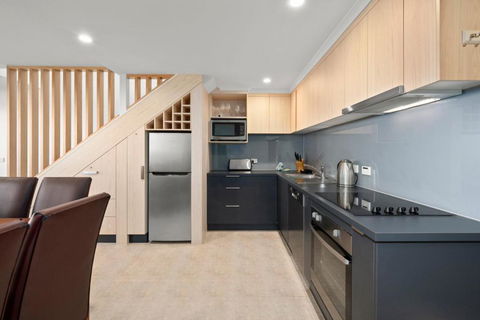 Arlberg 6 - Accommodation Sunshine Coast 1