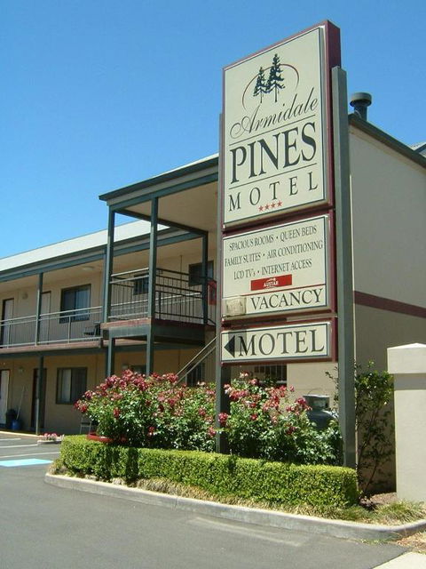 Armidale Pines Motel - Accommodation Sunshine Coast 0