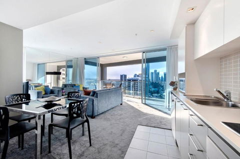 Artique 2 Bedroom Apartment Close To The Beach - CoastHM - Accommodation Sunshine Coast 4