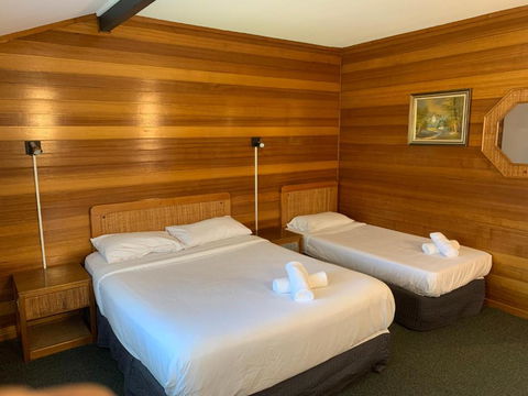 Ascot Motor Inn - Accommodation Sunshine Coast 3