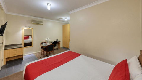 Ashton Motel - Accommodation Sunshine Coast 3