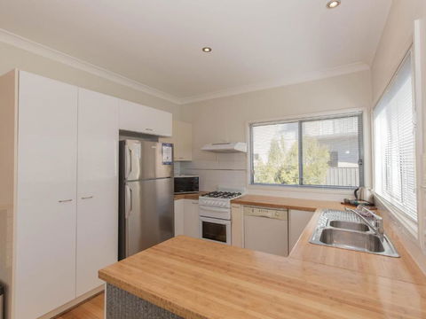 Aspect 1 8a Poley Cow Lane - Accommodation Sunshine Coast 1