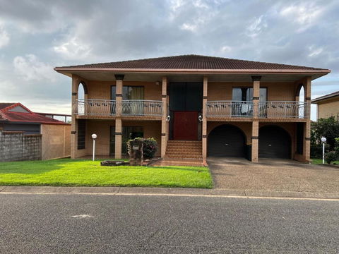 Aspley Large Room & Share Bathroom With Other Guests - Accommodation Sunshine Coast 4