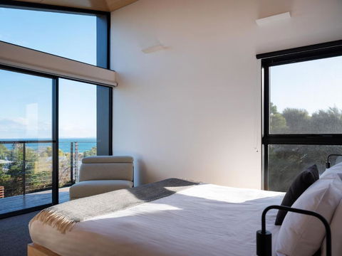 Atelier - Accommodation Sunshine Coast 2