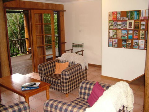 Atherton Blue Gum - Accommodation Sunshine Coast 3