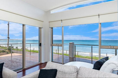 Auldys - Accommodation Sunshine Coast 1