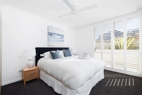 Aura 3 Spectacular Beachside Views - Accommodation Sunshine Coast 4