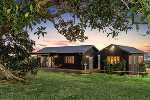 Aurora House - Accommodation Sunshine Coast 1