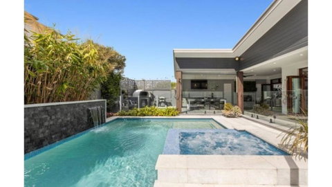 Avoca Beach Retreat - Accommodation Sunshine Coast 0