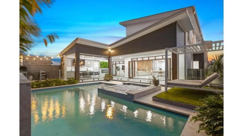 Avoca Beach Retreat - Accommodation Sunshine Coast 2