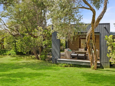 Avonlea Sorrento Holiday House - Accommodation Sunshine Coast 0
