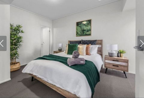 AU1 - Aurora Skyscraper CBD For Business Or Pleasure - Accommodation Sunshine Coast 2