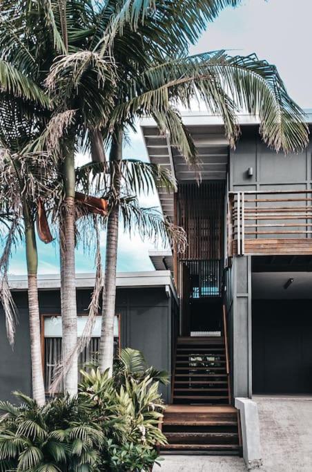 BAY PROPERTIES . The Big Chill - Accommodation Sunshine Coast 2
