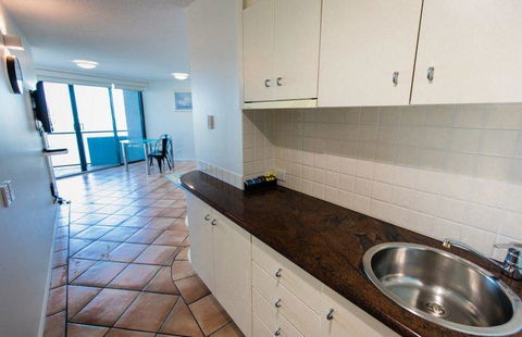 La Promenade - Accommodation Sunshine Coast 2