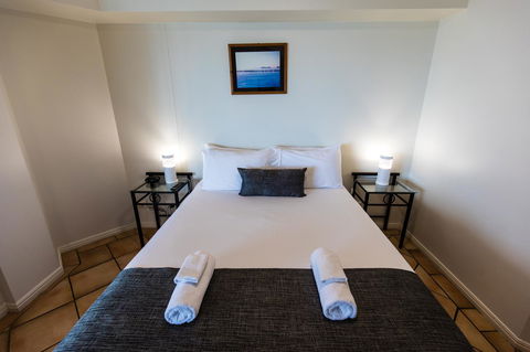 La Promenade - Accommodation Sunshine Coast 6