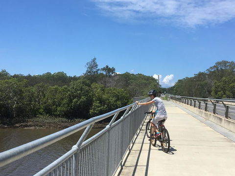 Absolute Waterfront - Accommodation Sunshine Coast 23