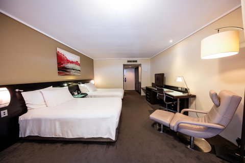 Hilton Cairns - Accommodation Sunshine Coast 32