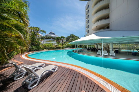 Hilton Cairns - Accommodation Sunshine Coast 13