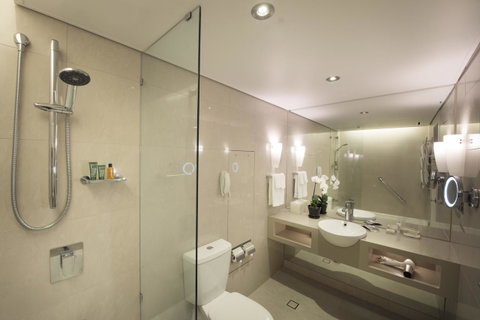 Hilton Cairns - Accommodation Sunshine Coast 16