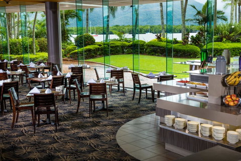 Hilton Cairns - Accommodation Sunshine Coast 25