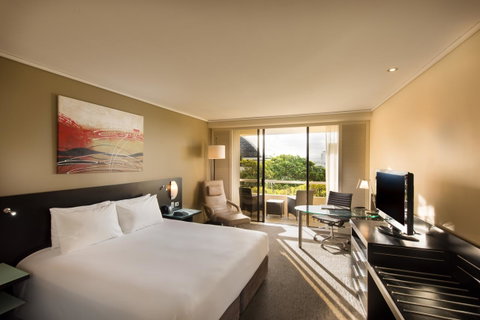 Hilton Cairns - Accommodation Sunshine Coast 9