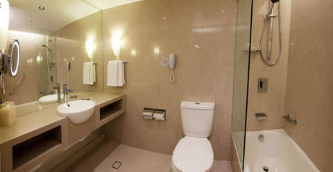 Hilton Cairns - Accommodation Sunshine Coast 28