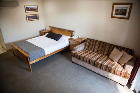 Eastgate On The Range Motel - Accommodation Sunshine Coast 9