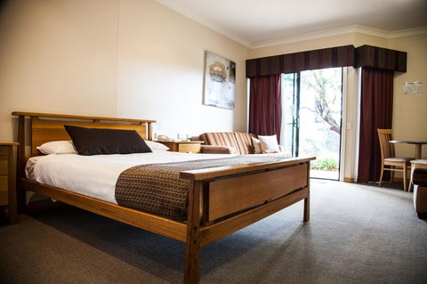 Eastgate On The Range Motel - Accommodation Sunshine Coast 5