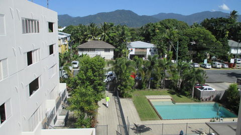 Edge Apartments Cairns - Accommodation Sunshine Coast 34