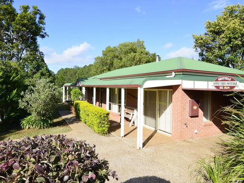 Apple Tree Cottage Montville - Accommodation Sunshine Coast 3