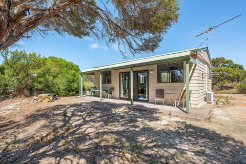 Kangaroo Island - Island Beach Shack - Accommodation Sunshine Coast 10