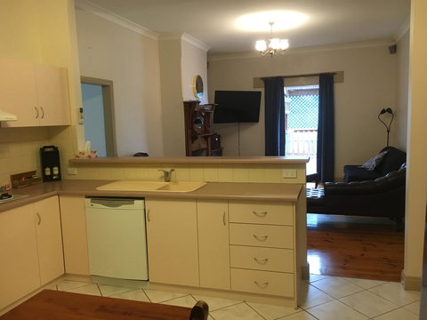Jasons Place - Accommodation Sunshine Coast 6