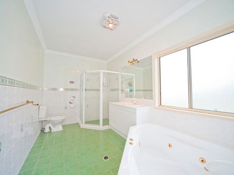 Waterfront At White Patch - Accommodation Sunshine Coast 29