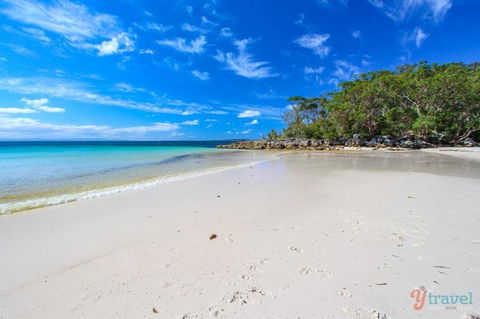 Waterfront At White Patch - Accommodation Sunshine Coast 25