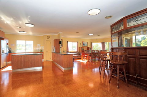 Waterfront At White Patch - Accommodation Sunshine Coast 39