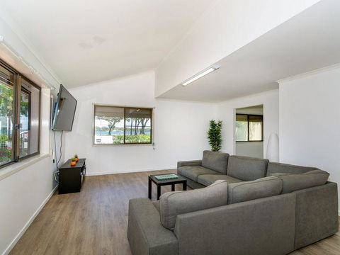 Island Homestay - Accommodation Sunshine Coast 1