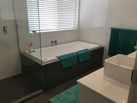 Modern Beach Villa - Accommodation Sunshine Coast 7