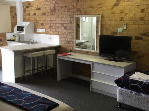 Bribie Waterways Motel - Accommodation Sunshine Coast 31