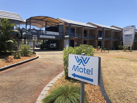 Bribie Waterways Motel - Accommodation Sunshine Coast 1