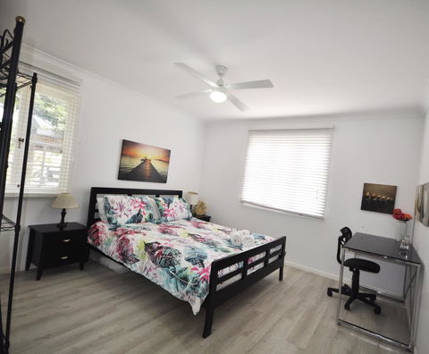 Retro Beach Flat - Accommodation Sunshine Coast 5