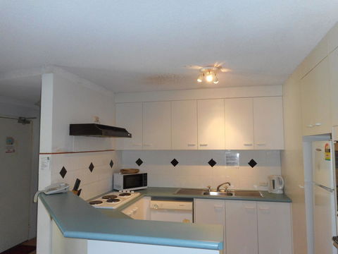 Placid Waters Holiday Apartments - Accommodation Sunshine Coast 12