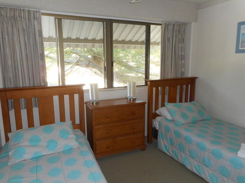 Placid Waters Holiday Apartments - Accommodation Sunshine Coast 18