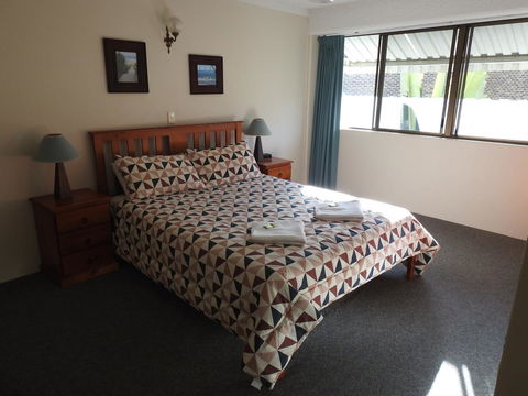 Placid Waters Holiday Apartments - Accommodation Sunshine Coast 9