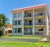 Enjoy the sea breezes from the balcony - Boyd St Woorim - Accommodation Sunshine Coast