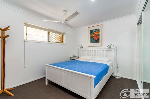 Immaculate Spacious Second Floor Unit Overlooking Pristine Parklands - Accommodation Sunshine Coast 8
