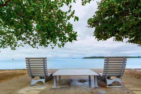 Lowset, Pet Friendly Cottage - Sunset Ave, Bongaree - Accommodation Sunshine Coast 5