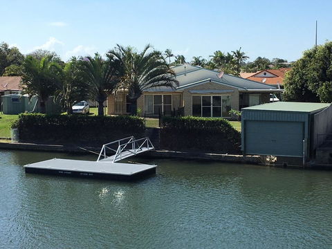 Private Canal Duplex With Pontoon - Oleander Drive, Bongaree - Accommodation Sunshine Coast 0
