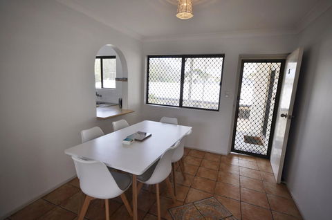 Bayviews At Bongaree - Accommodation Sunshine Coast 9