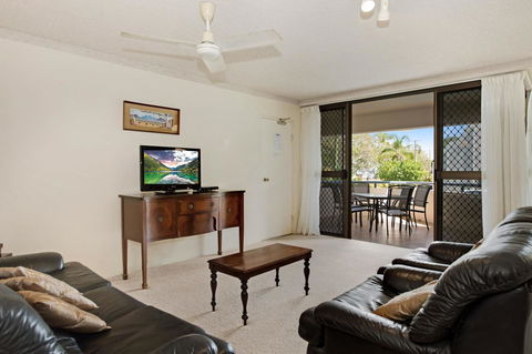 Everything You Need Including A Pool! Karoonda Sands Apartments - Accommodation Sunshine Coast 14